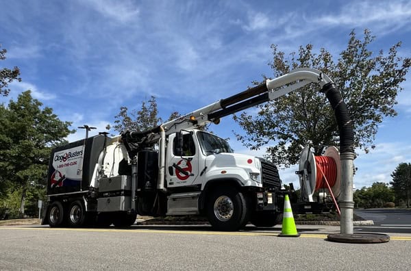 ClogBusters Truck Hydro Excavation